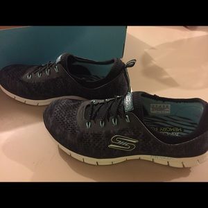 Womens Skechers